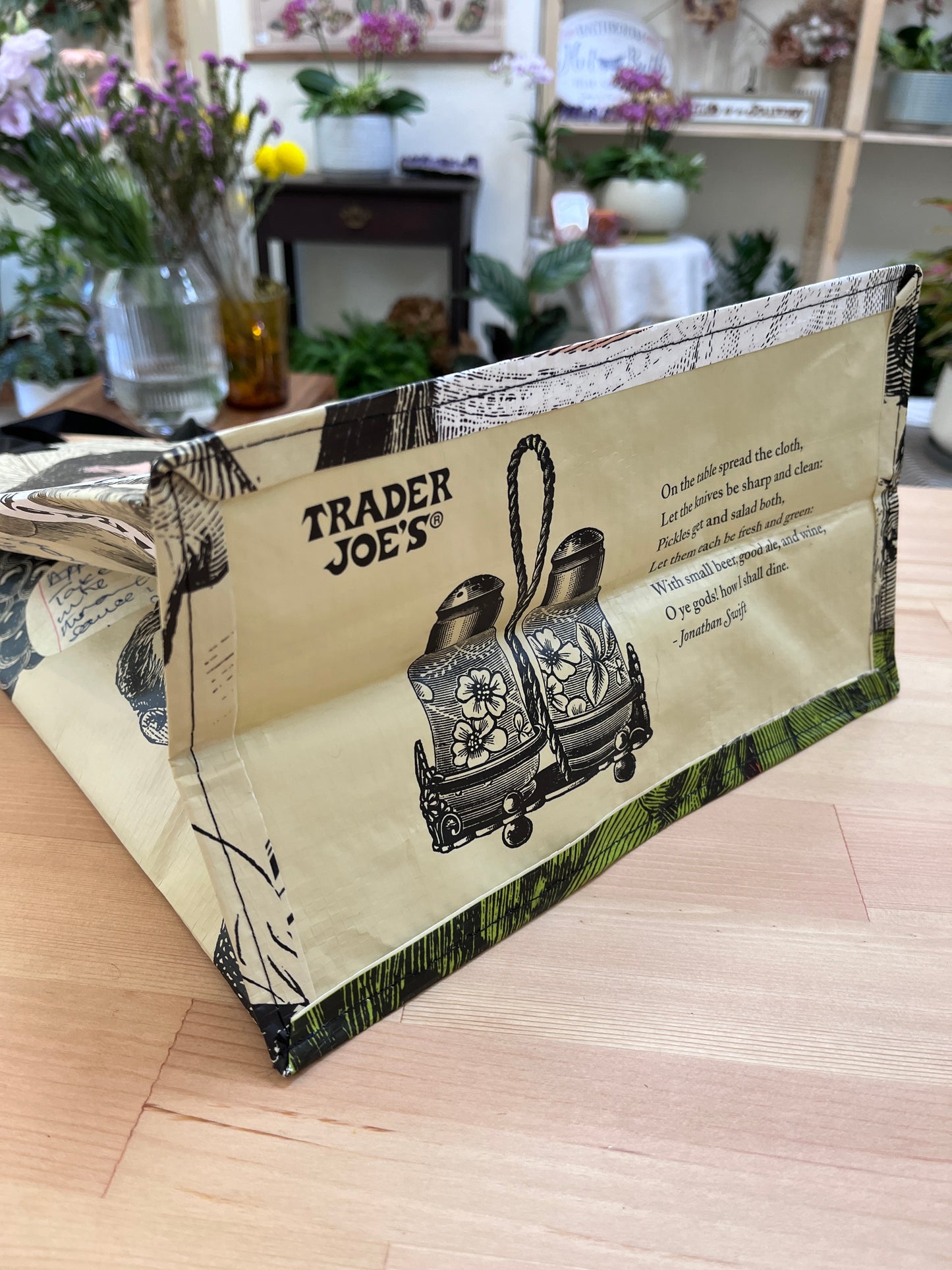 Trader Joe’s 特色防水袋/購物袋_淑女